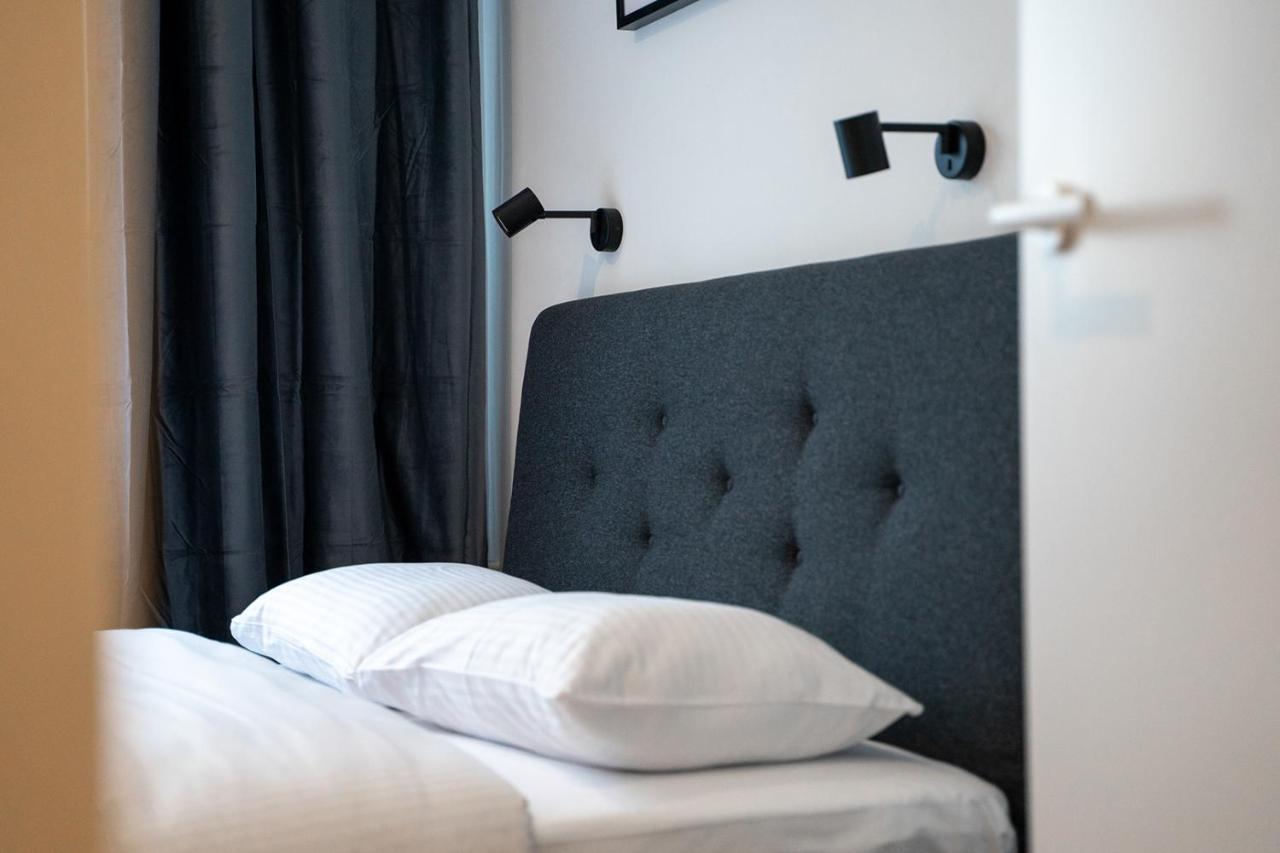 Dzielna Standard Apartment ワルシャワ エクステリア 写真
